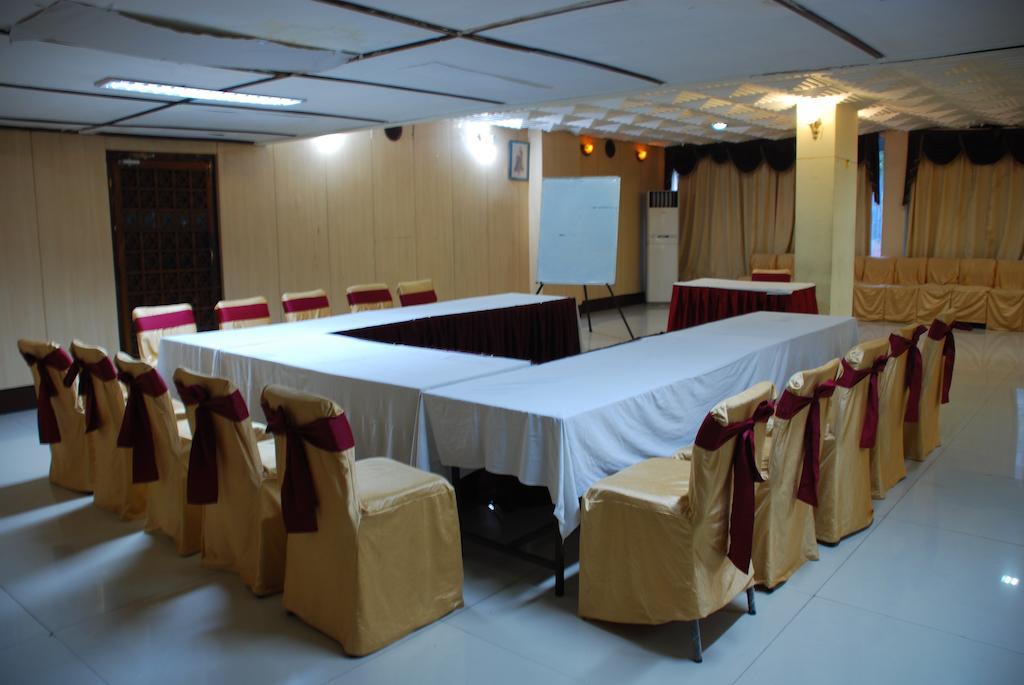 Hotel Mandakini Jaya International Hyderabad Eksteriør bilde