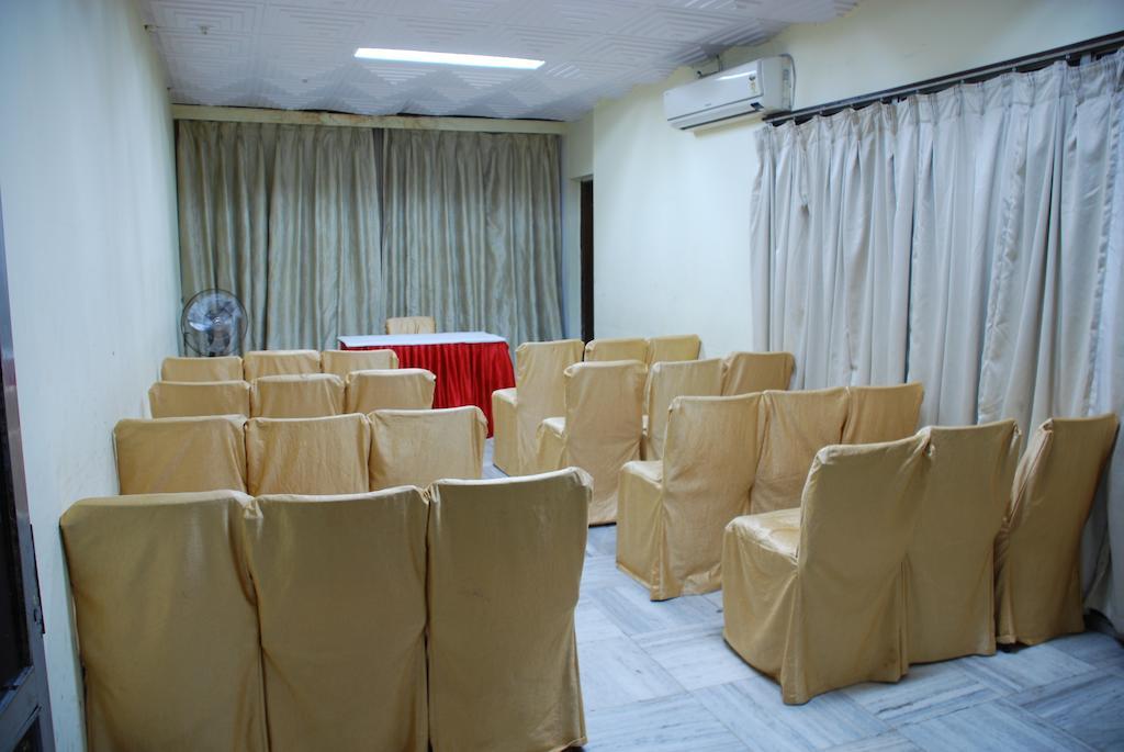 Hotel Mandakini Jaya International Hyderabad Eksteriør bilde